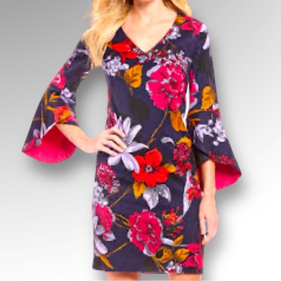 Trina Turk Dresses & Skirts - Trina Turk Cheers Bell Sleeve Floral Print Dress Sz 0 New with tags